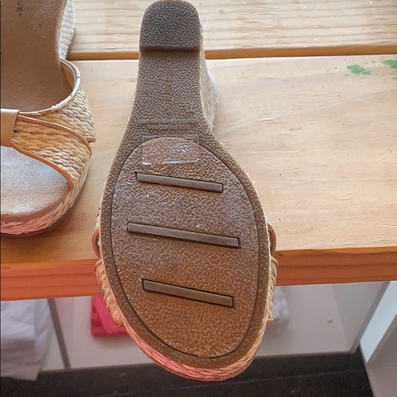 Wedges - Picture 3 of 3